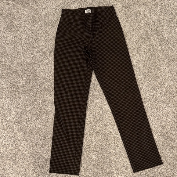 Pants - Black and Brown‎ Houndstooth Pattern Pants